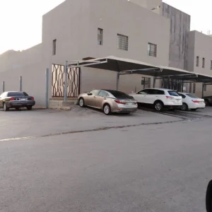 مظلات مواقف