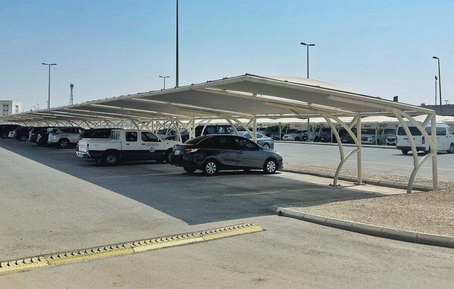 مظلات مواقف